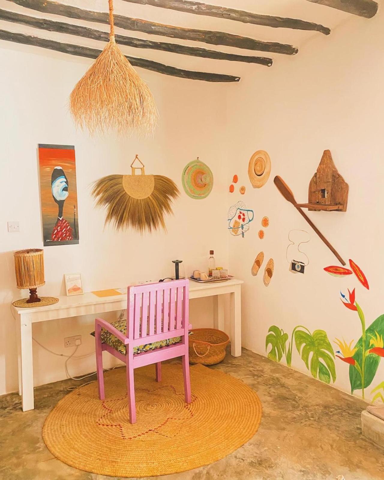 Furaha Beach Rooms Кендва Екстериор снимка