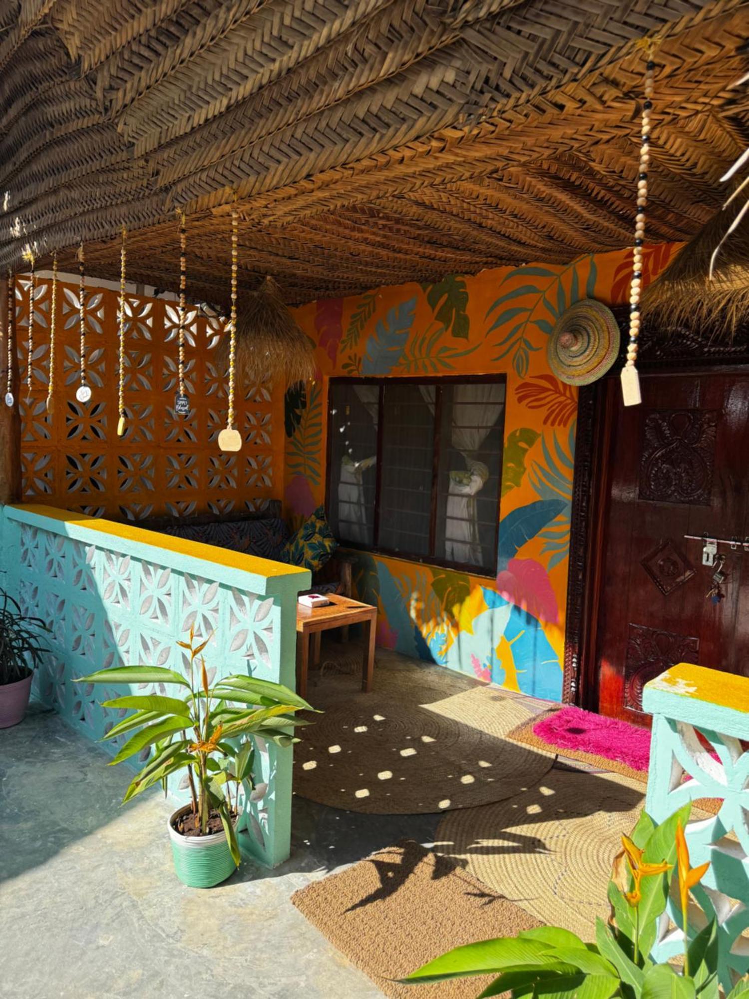 Furaha Beach Rooms Кендва Екстериор снимка